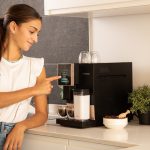 Macchine del caffè superautomatiche Cecotec Cremmaet Compactccino Black Rose - immagine 4