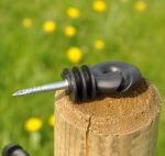 Isolatore Nero Ad Anello Piccolo Vite Per Legno Gallagher Confezione 25 Pz. Per Recinzioni Elettriche - immagine 2