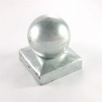 Copripalo Zincato A Caldo Con Sfera Per Pali Quadro In Legno - 91 X 91 mm