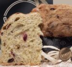 interno panettone artigianale ribes e cereali