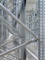 SCAFFALATURA INDUSTRIALE  PORTAPALLET LUNGHEZZA 5,75 METRI , ALTEZZA 300 cm PROF.100 cm CON 2 LIVELLI DI CARICO - portata pesante - immagine 3