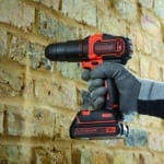 Black+Decker TRAPANO AVVITATORE A PERCUSSIONE BDCHD18KB-QW 18V 2 batterie 1,5 Ah - immagine 2