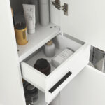 Mobile Colonna Bagno con 2 Armadietti con Ripiani Regolabili e Cassetto, 34x32x190 cm, Bianco - immagine 9