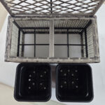 Fioriera con Grigliato per Rampicanti con 2 Vasi in Acciaio e Rattan PE, 57x30x107cm, Grigio - immagine 8