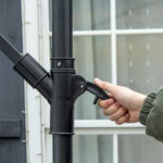 Ombrellone da Giardino a Braccio 3x2 m con Manovella, Metallo e Poliestere, Blu Scuro e Crema - immagine 8