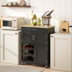 Carrello da Cucina in Legno con Portabottiglie, 3 Ante e Cassetto, 67x37x87 cm, Nero e Rovere - immagine 7